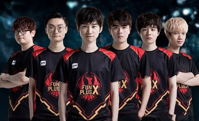 现场转播 现场转播